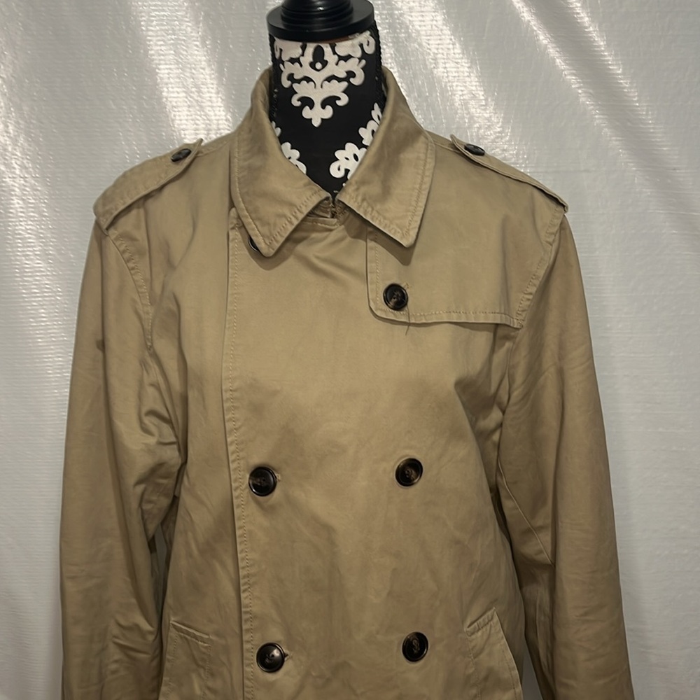COPY - Banana Republic tan trench coat